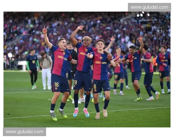 从2016年西甲冠军看皇马与巴萨之间的巅峰对决与辉煌时代解析 从2016年西甲冠军看皇马与巴萨之间的巅峰对决与辉煌时代解析